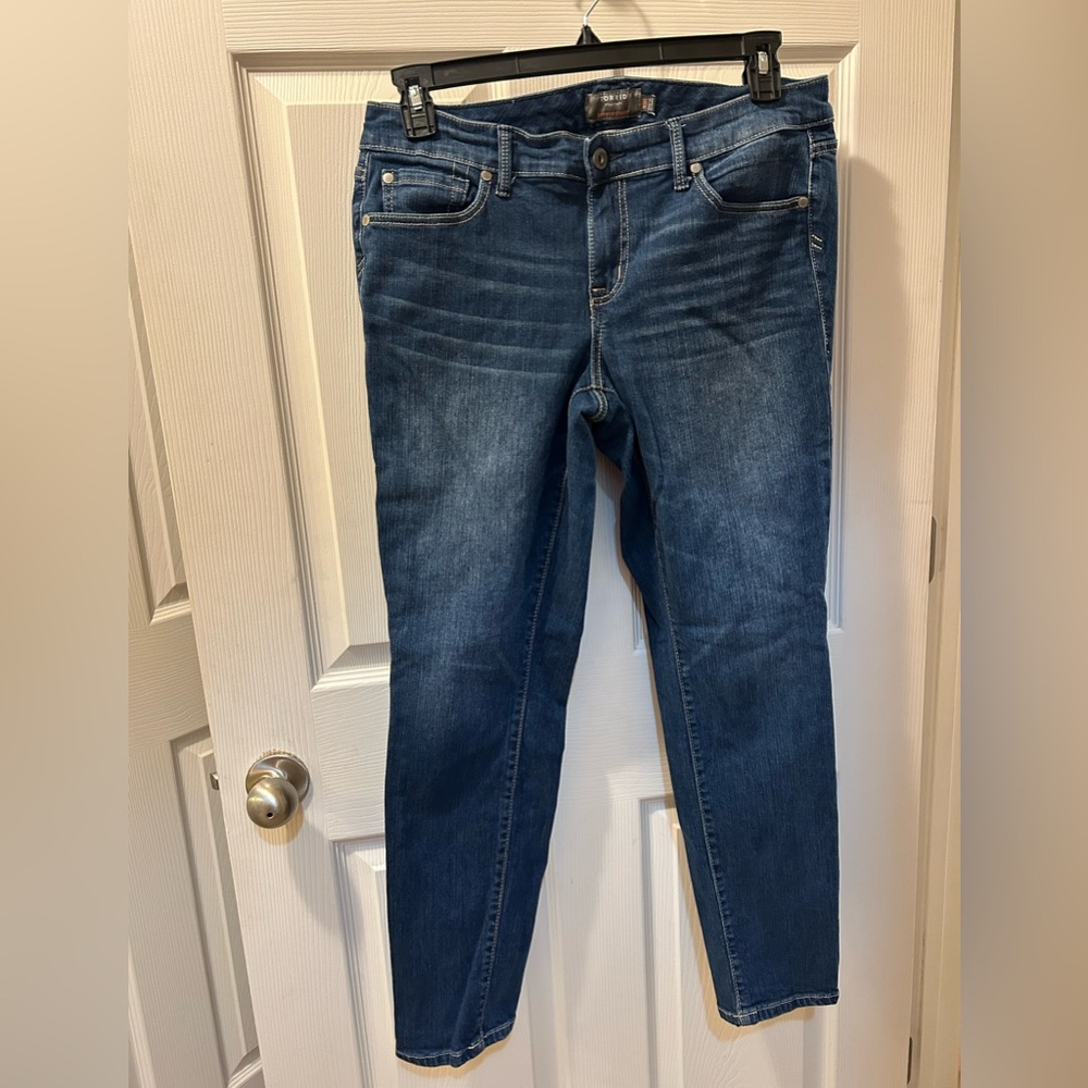 Torrid 10R Medium Blue Boyfriend Jeans Straight Vintage Stretch Pre-Owned EUC